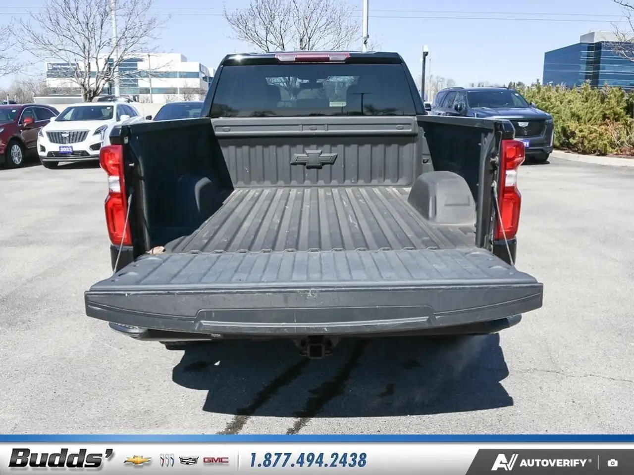 Chevrolet Silverado 1500 снимка Chevrolet Silverado 1500