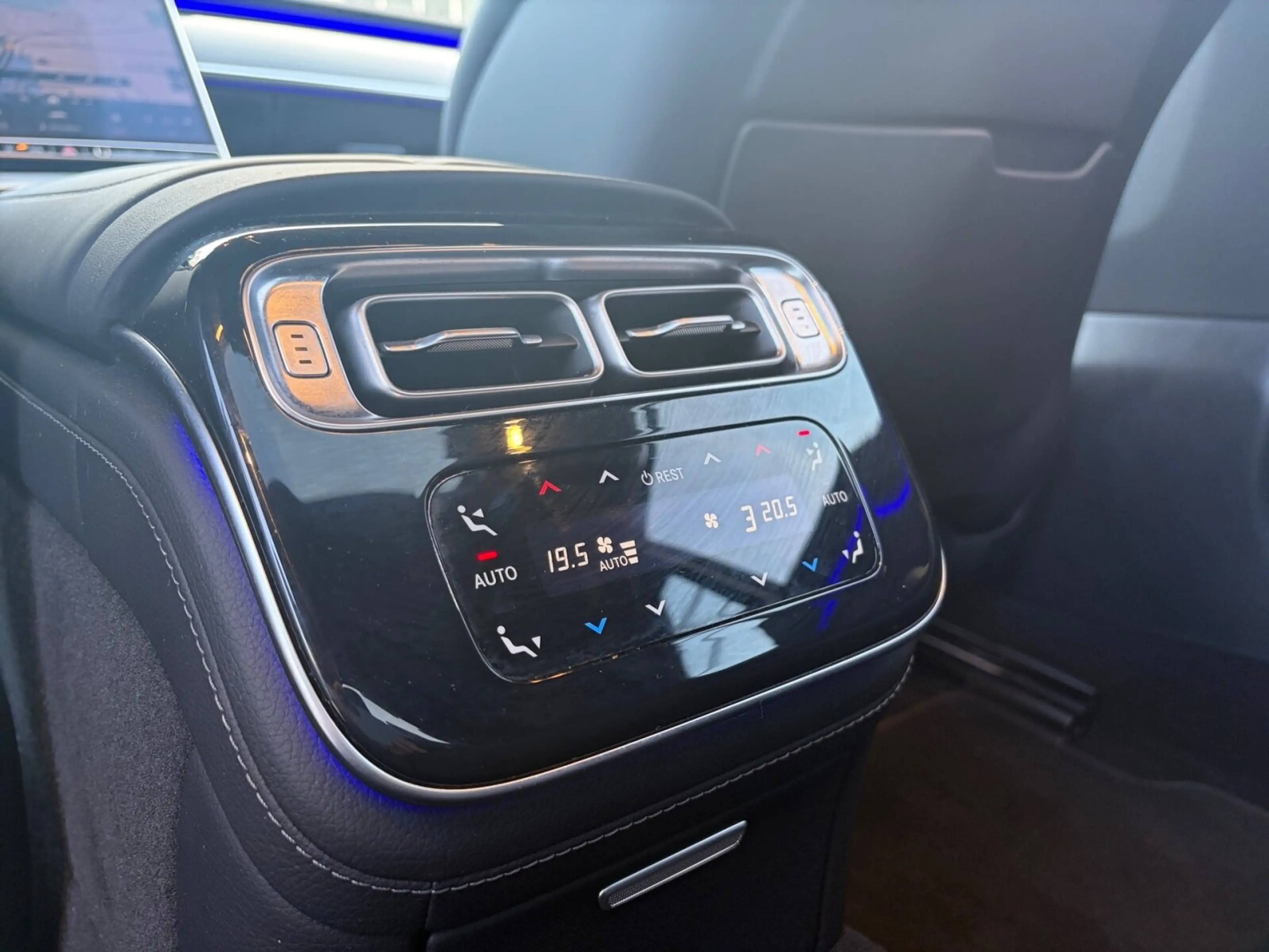 Mercedes-Benz S 500 S 500 4M *BURM*AIRM*PANO*SITZKL*HUD*MEMO*STHZ* — photo 15