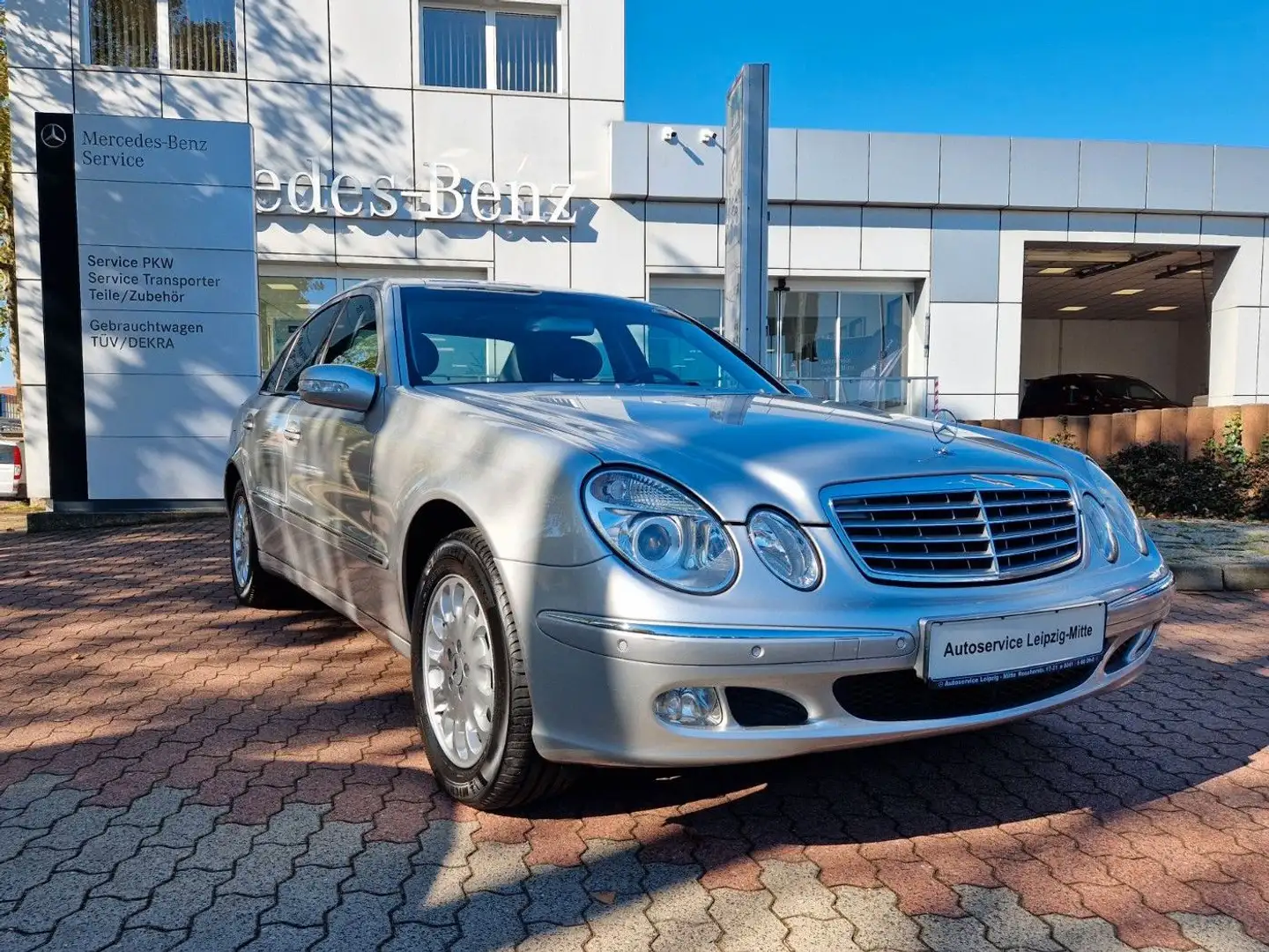 Mercedes-Benz E 320 ELEGANCE Argent - 2