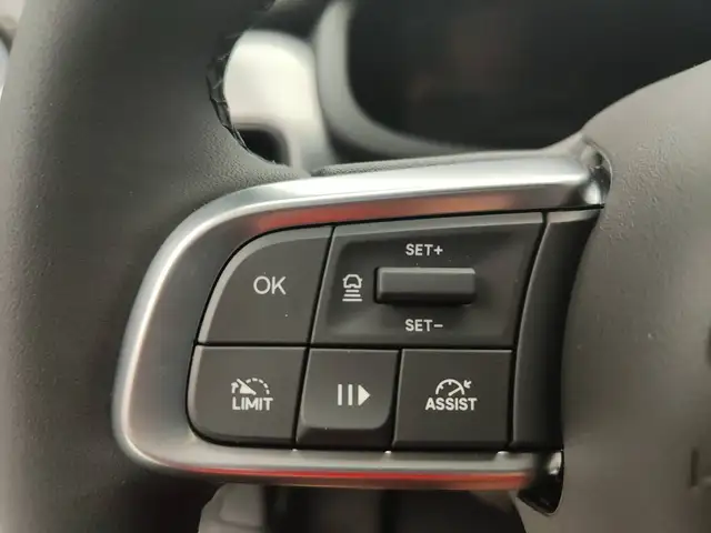 Jeep Avenger view 12
