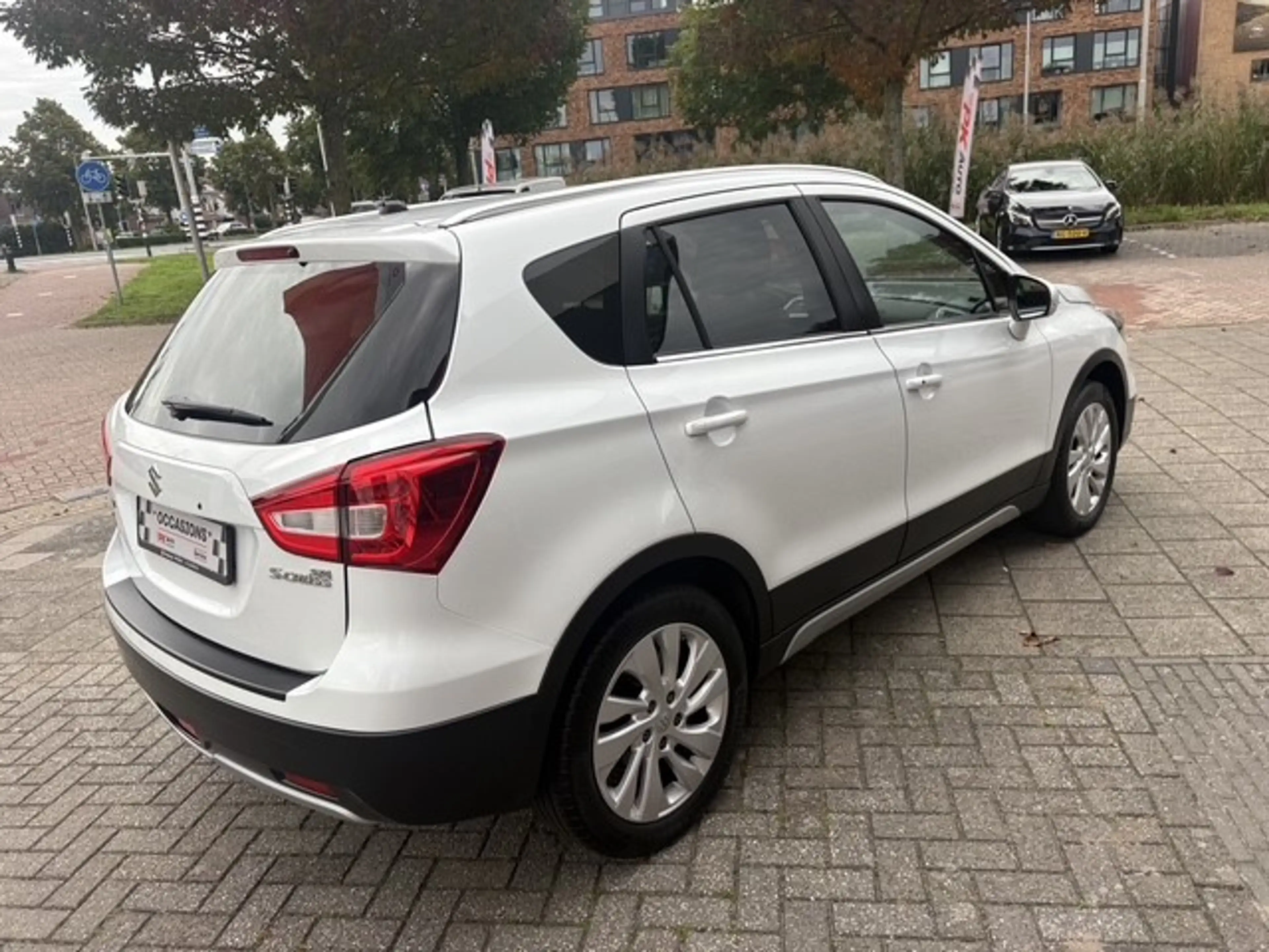 Suzuki S-Cross 1.4 Boosterjet Select | Navi | Trekhaak | Cruise | — photo 3