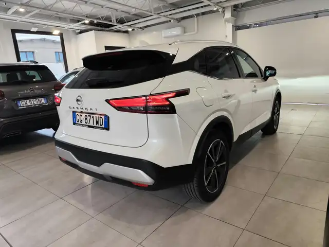 Nissan Qashqai view 4