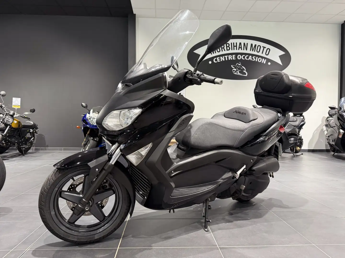 Yamaha X-Max 125 Noir - 1