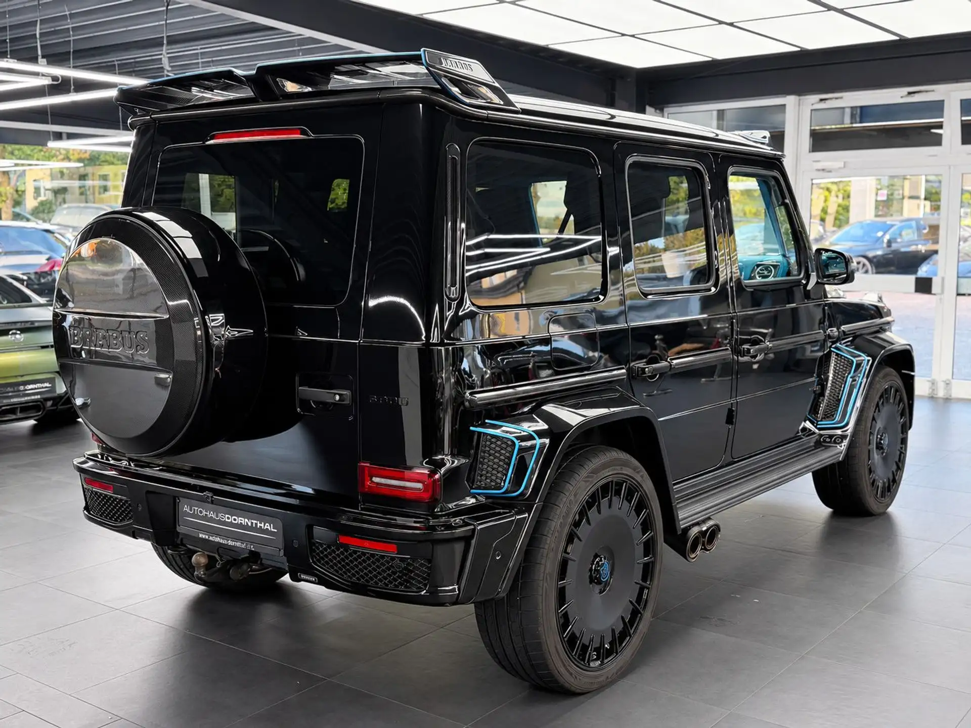 벤츠 G-Class G 63 AMG 2024 검정 사진 4