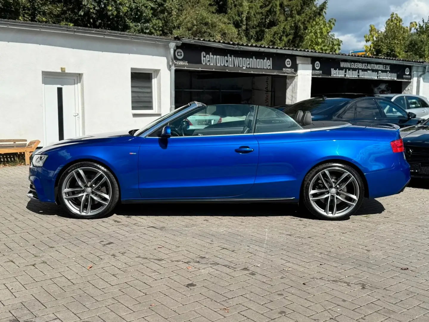 Audi A5 Cabriolet 3.0 TDI S-Line*Exclusive* Blau - 1