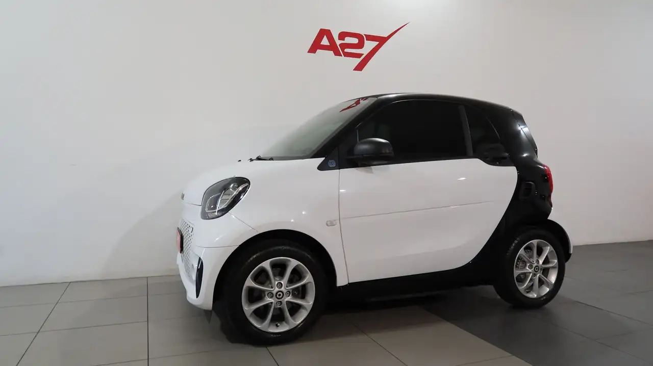smart forTwo 2021 — фото 16