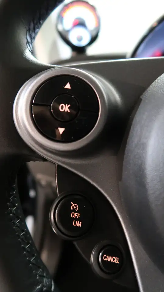 smart forTwo 2021 — фото 28