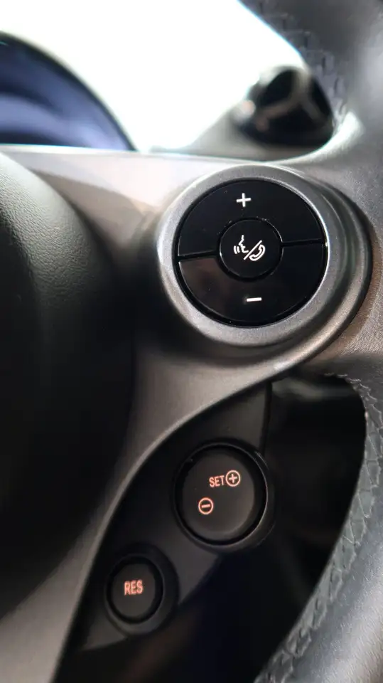 smart forTwo 2021 — фото 29