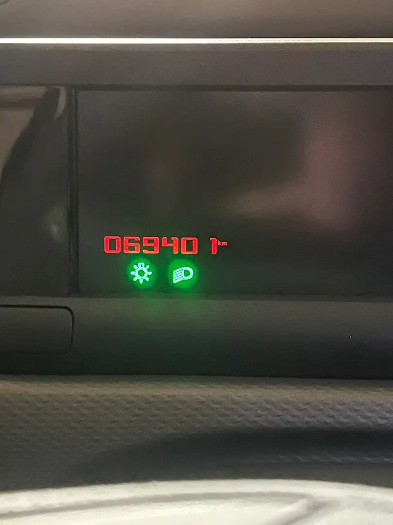 Citroen C4 Cactus C4 Cactus Diesel BlueHDi 100 Stop Weiß - 2