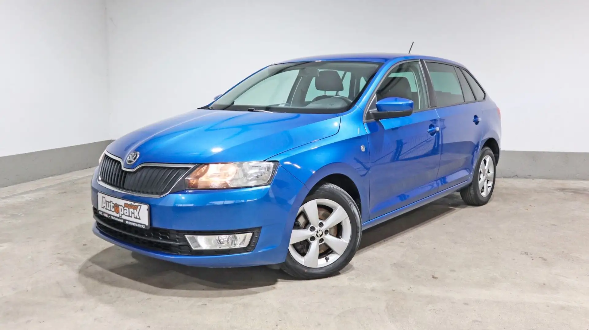 Skoda Rapid/Spaceback Spaceback Ambition~Klima~PDC Blau - 1