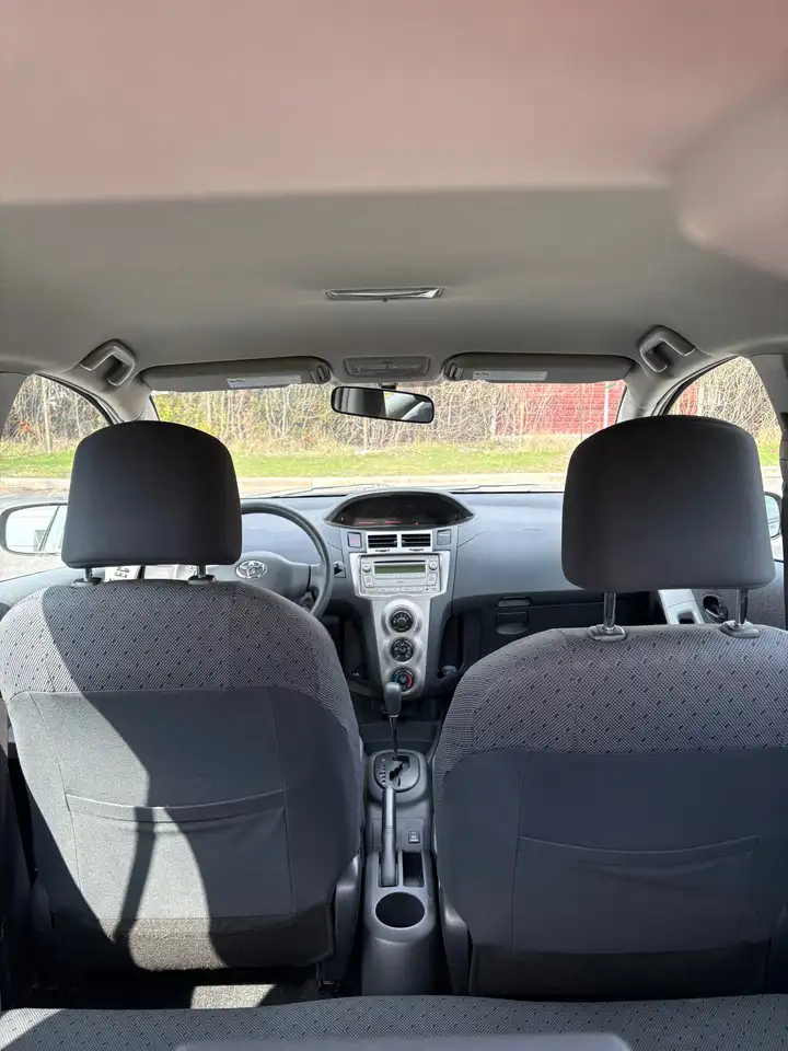 Toyota Yaris снимка Toyota Yaris
