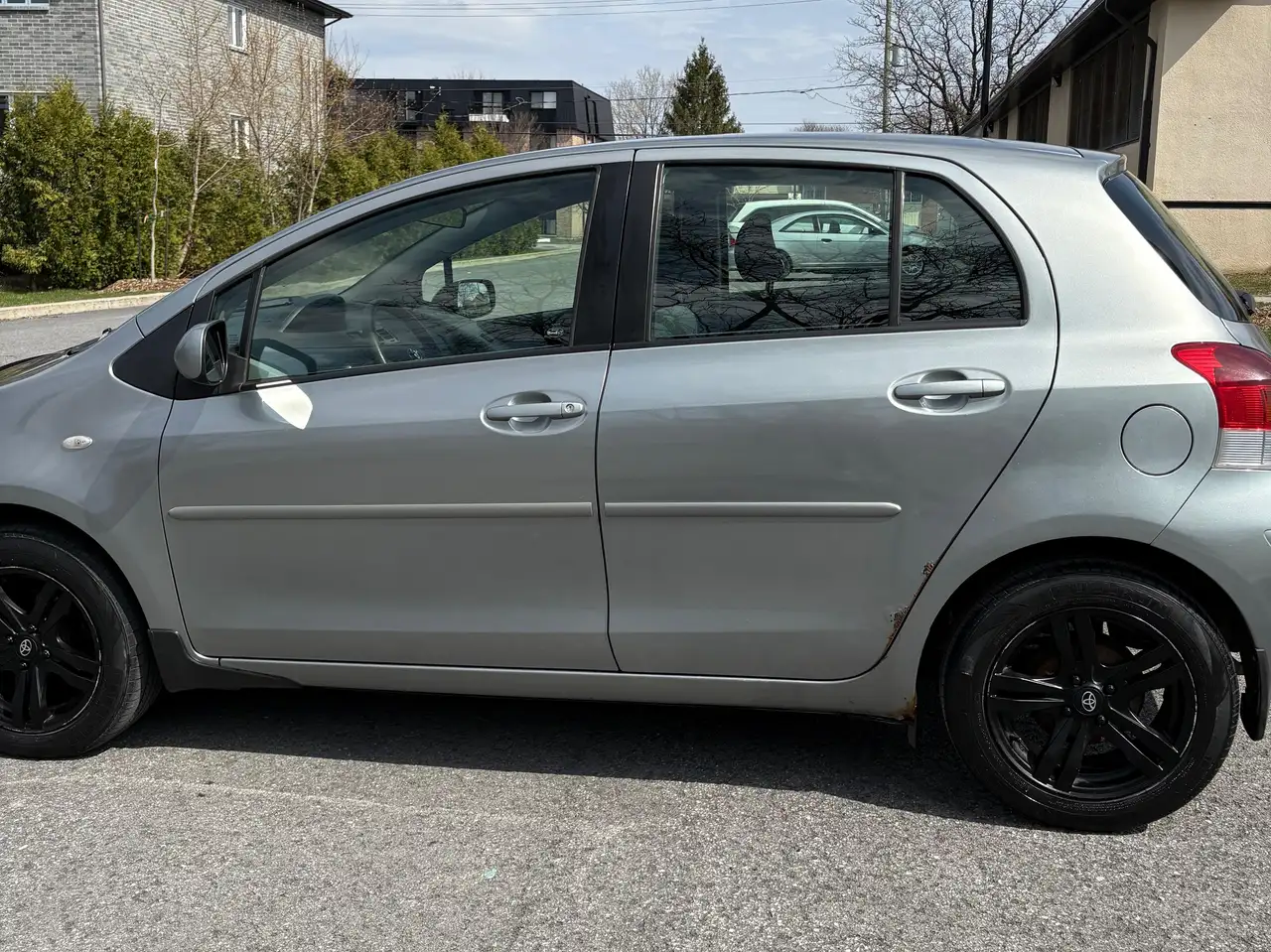 Toyota Yaris снимка Toyota Yaris