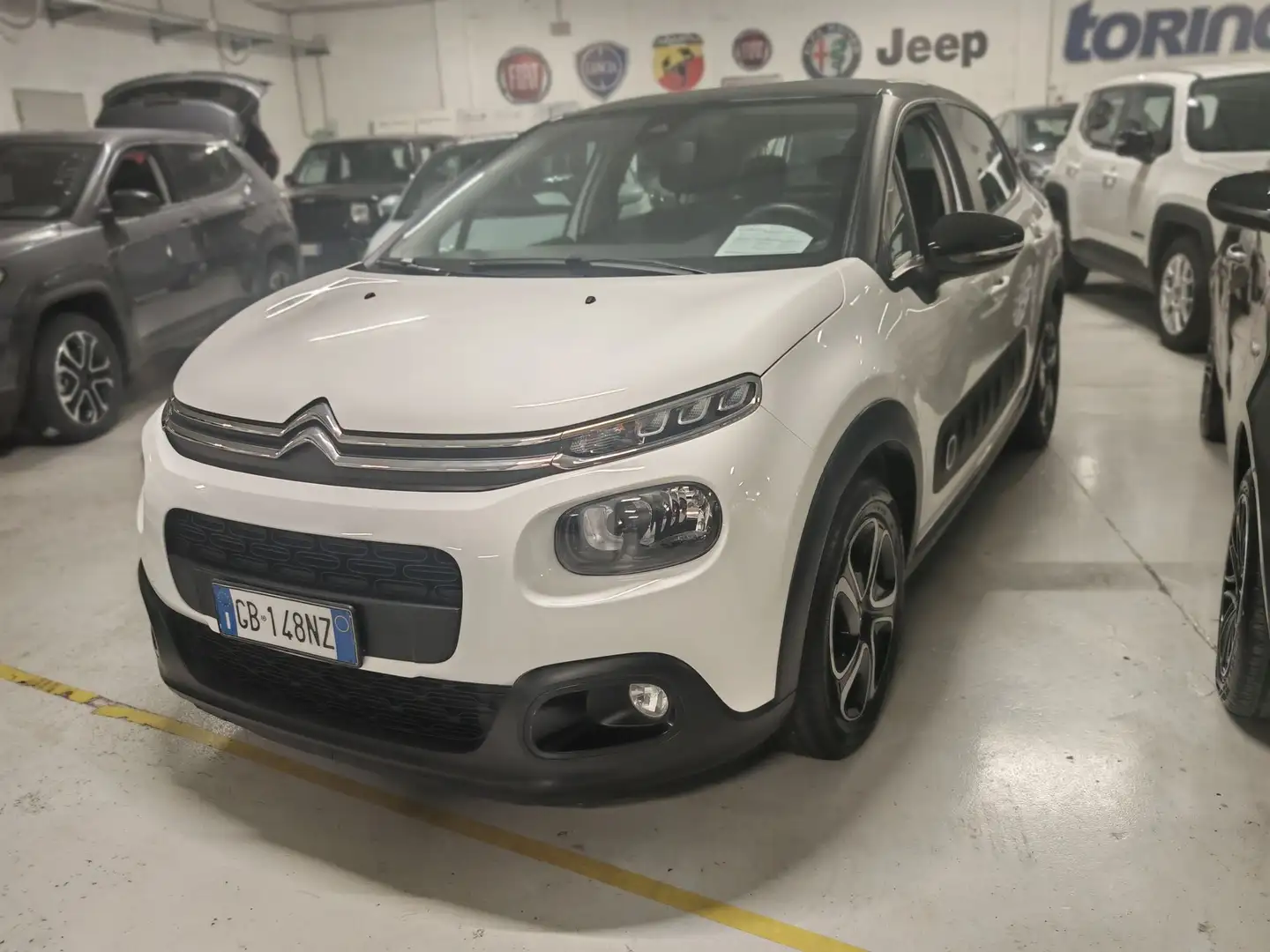 Citroen C3 PureTech 83 S&S Shine Bianco - 2