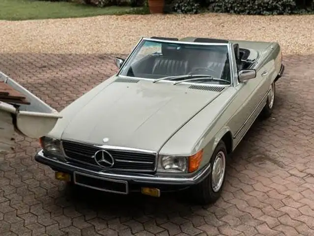 Mercedes-Benz 280 R107 280SL
