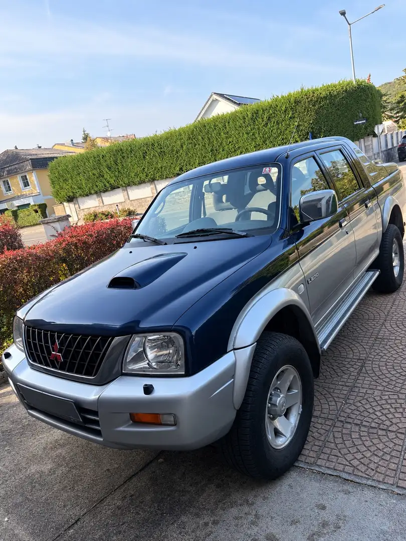 Mitsubishi L200 Magnum Blau - 1