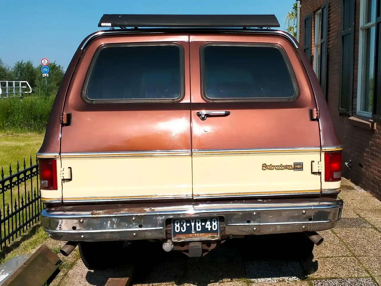 Chevrolet Suburban 4x4, foto 4