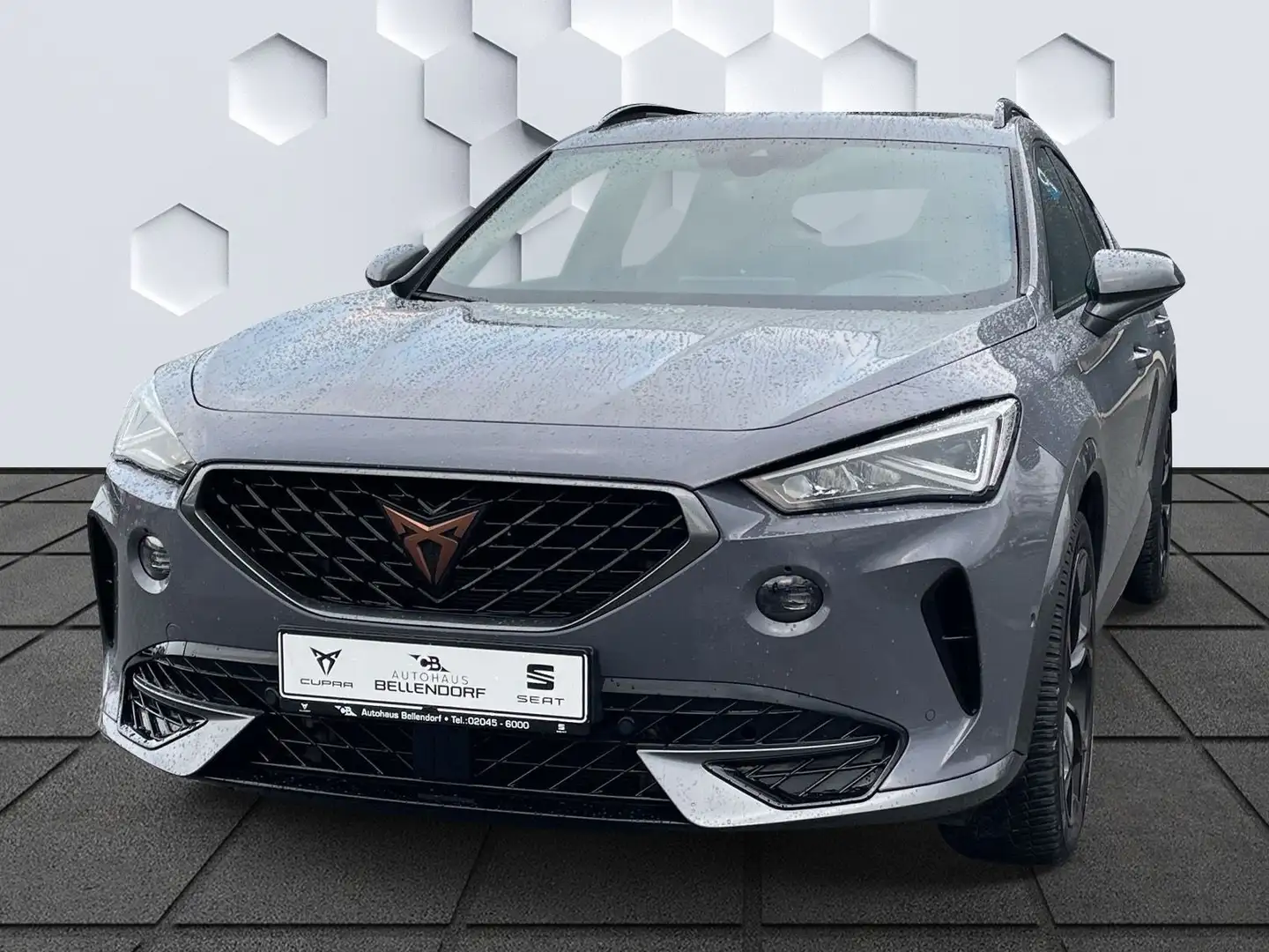 CUPRA Formentor VZ 1.4 TSI DSG e-HYBRID Navi Panoramad Grau - 1