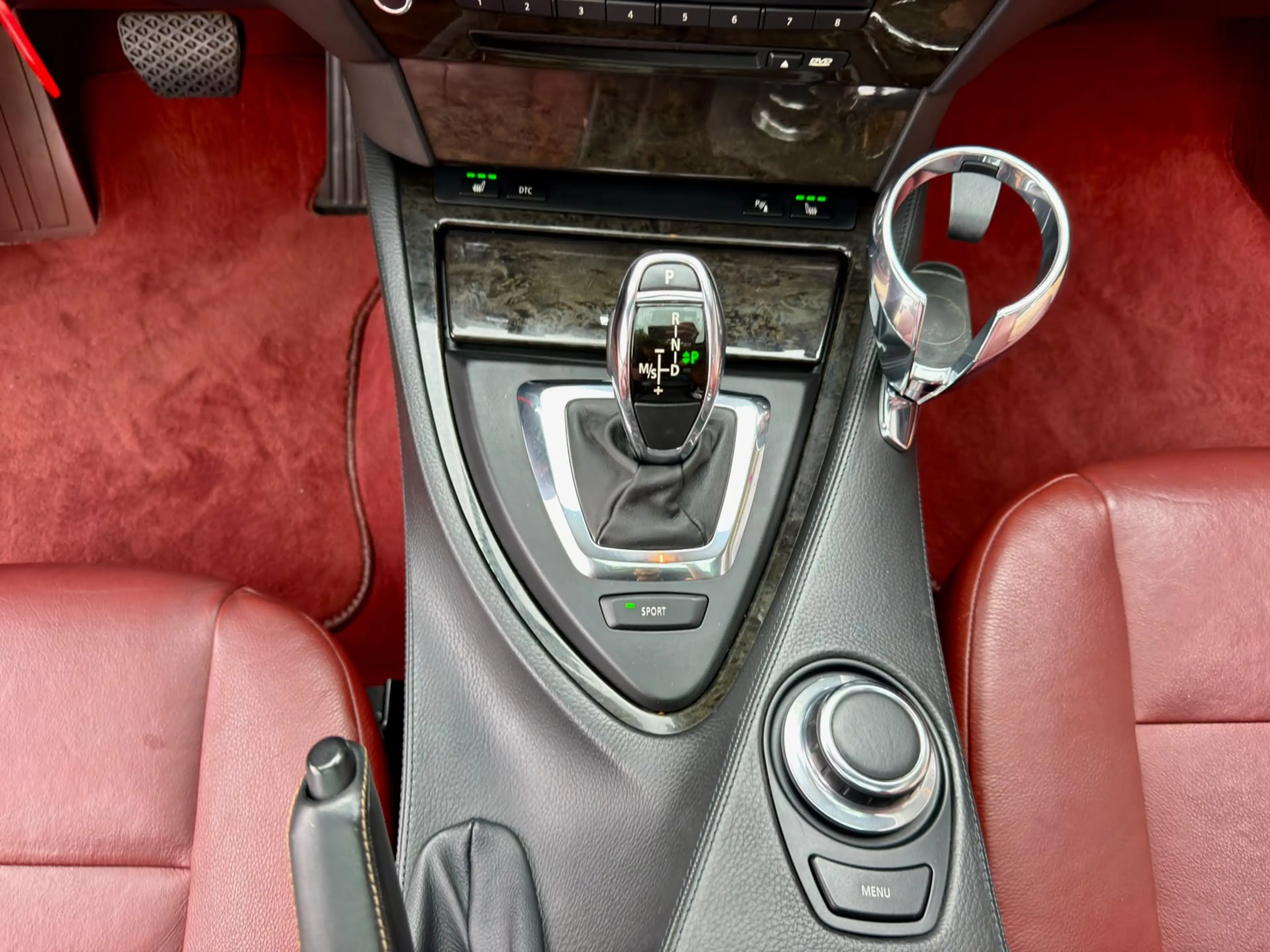 BMW 650 650i Coupe*M Sport*Panorama*HeadUp*Nachtsicht* — photo 14