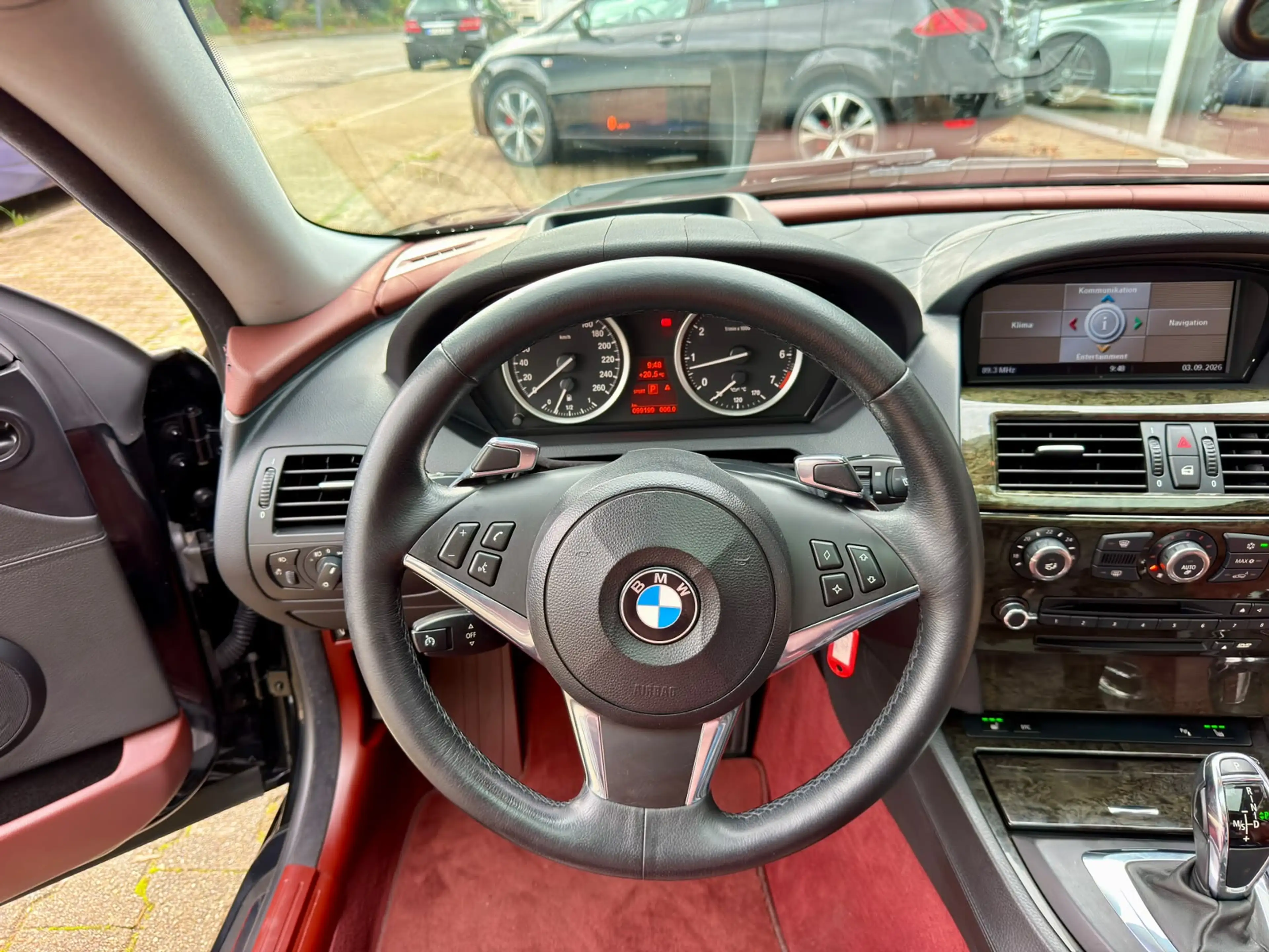 BMW 650 650i Coupe*M Sport*Panorama*HeadUp*Nachtsicht* — photo 11