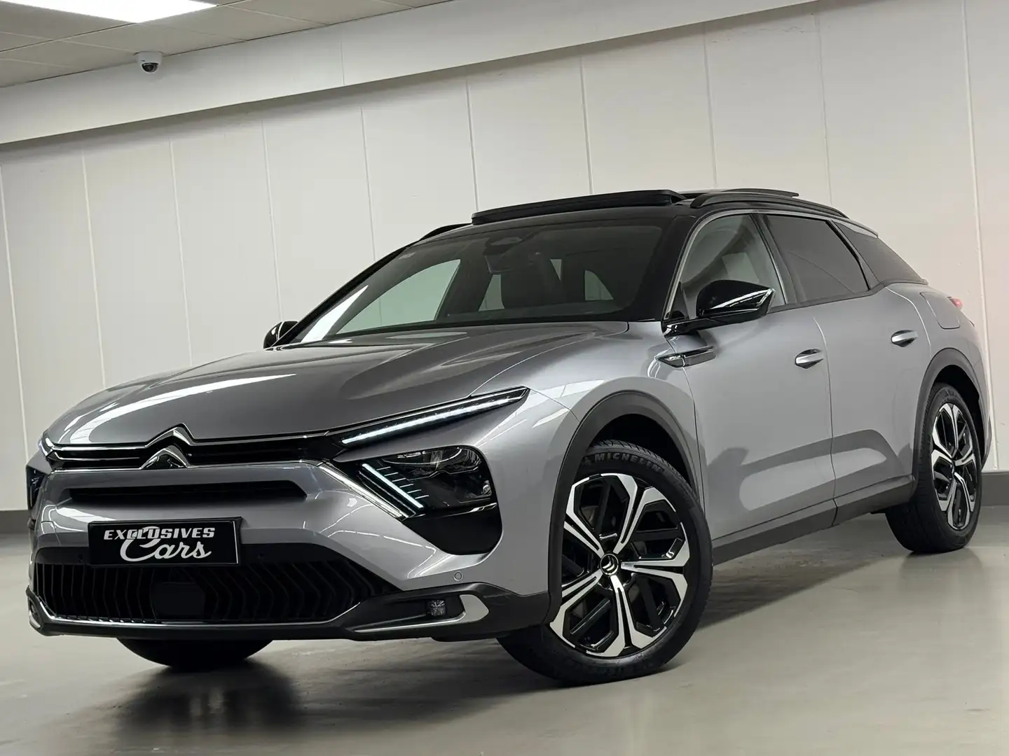 Citroen C5 X 1.6 180 CV HYBRID SHINE TO PANO CAMERA GPS CUIR Grijs - 1