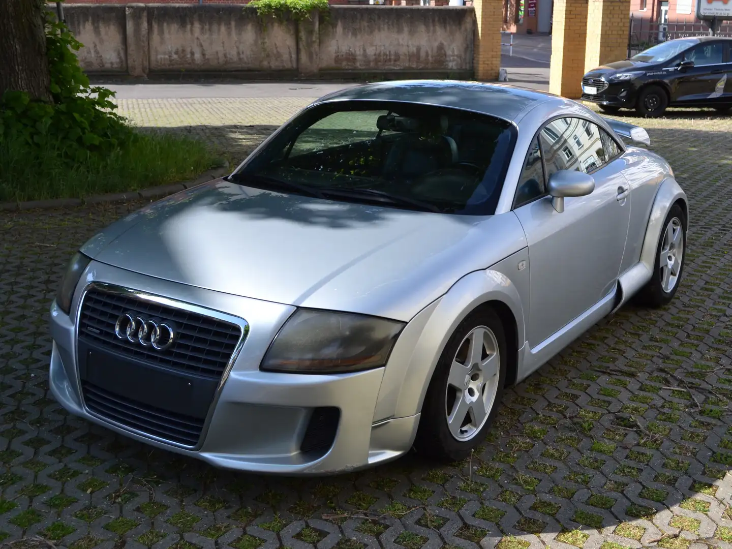 Audi TT 1.8 T Coupe (158kW) Silber - 1