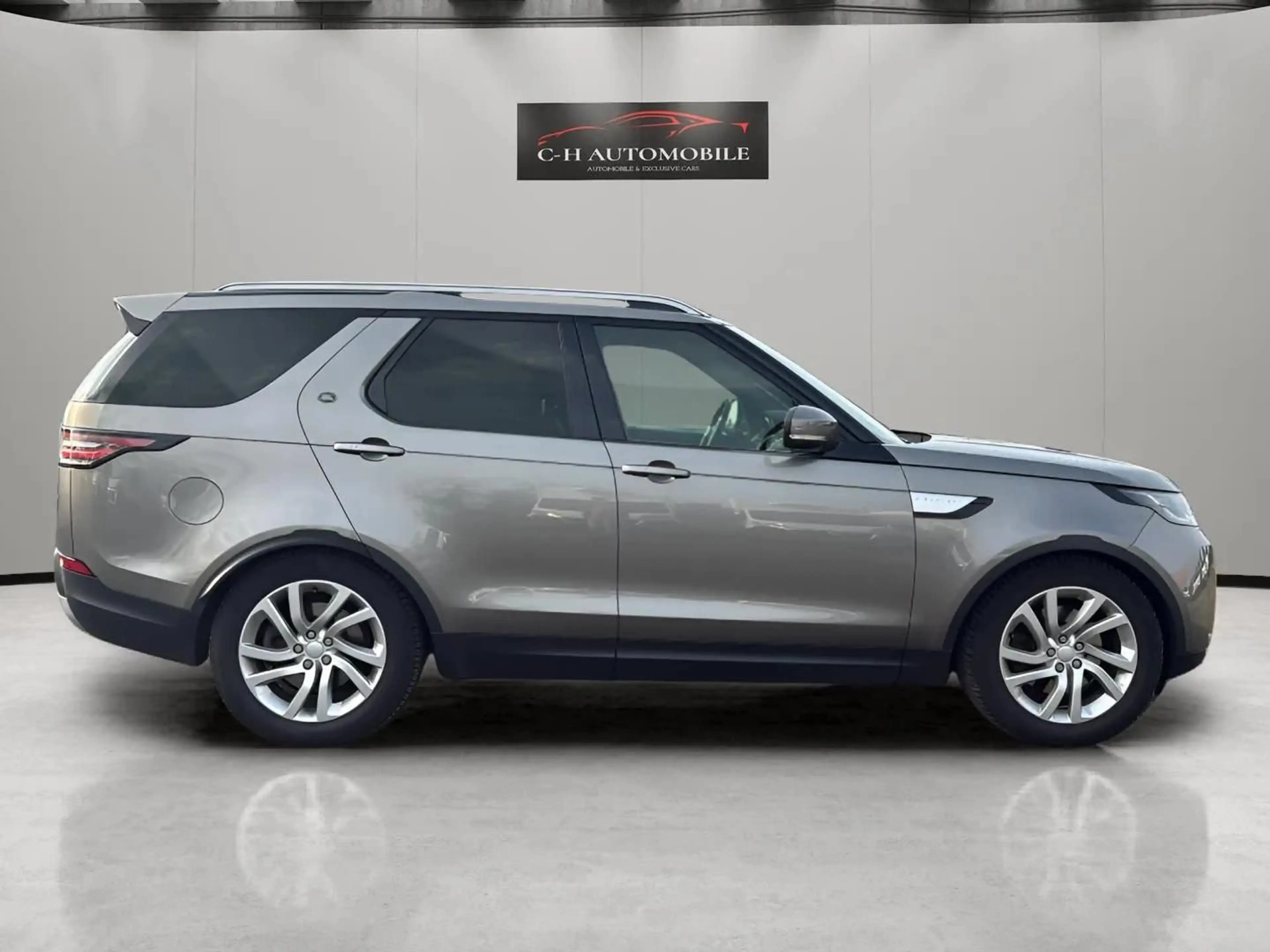 Land Rover Discovery 5 HSE TD6*Pano*Leder*Meridian*Keyless — photo 4