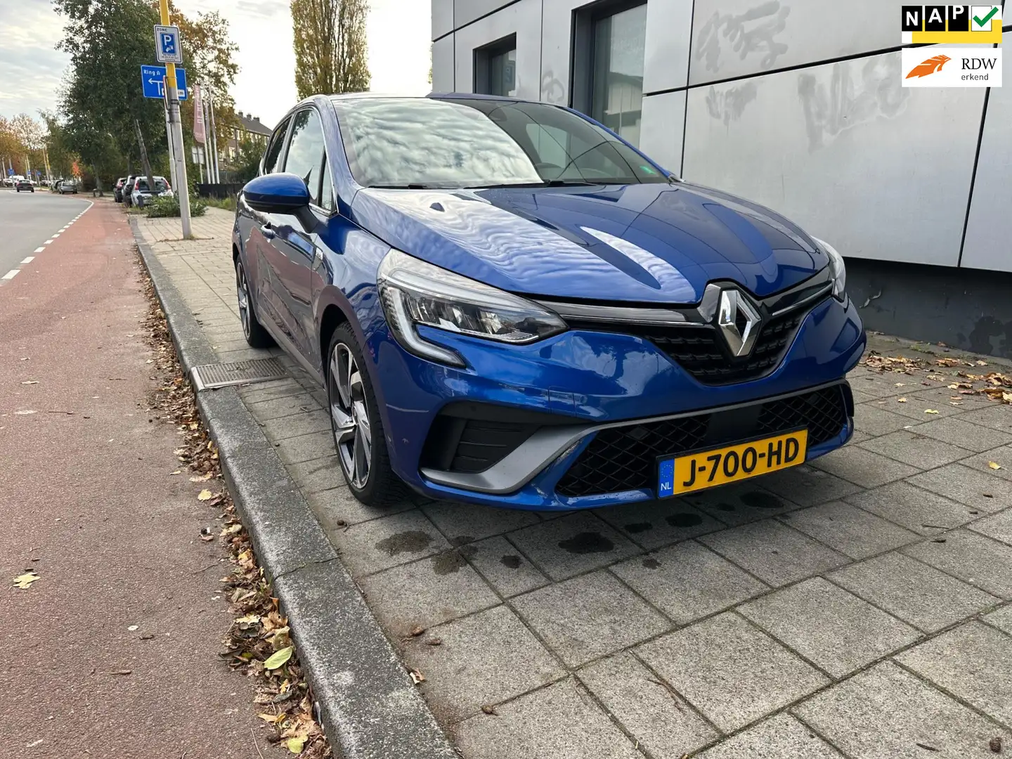 Renault Clio 1.6 E-Tech Hybrid 140 R.S. Line LED Navi Camera Blauw - 1