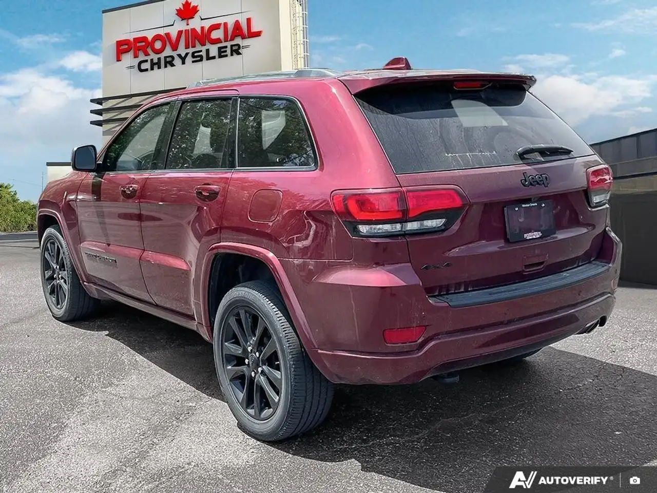 Jeep Grand Cherokee снимка Jeep Grand Cherokee