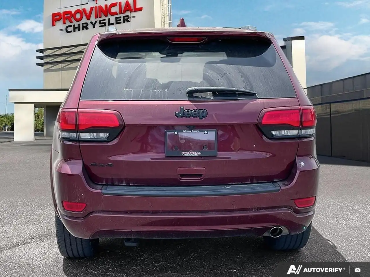 Jeep Grand Cherokee снимка Jeep Grand Cherokee