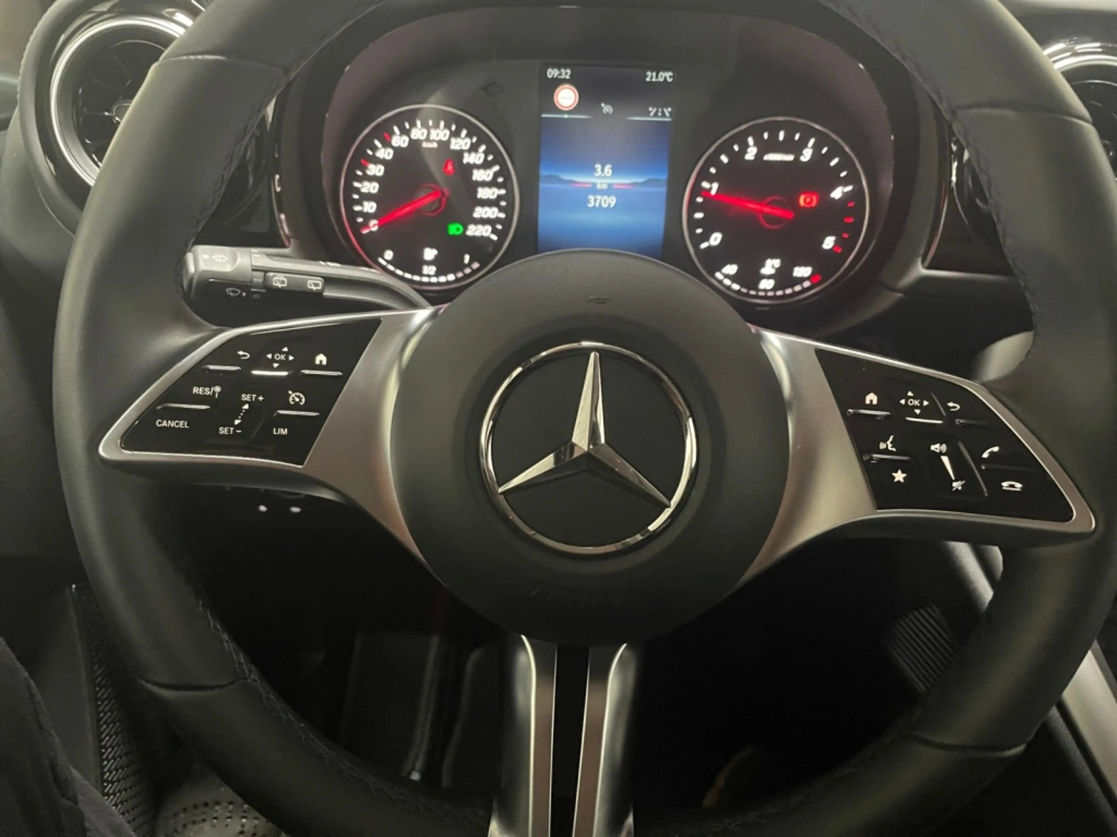 Mercedes-Benz T-Class T 180 d Progressive EDITION+AHK+Navi+LED+Kamera — photo 13