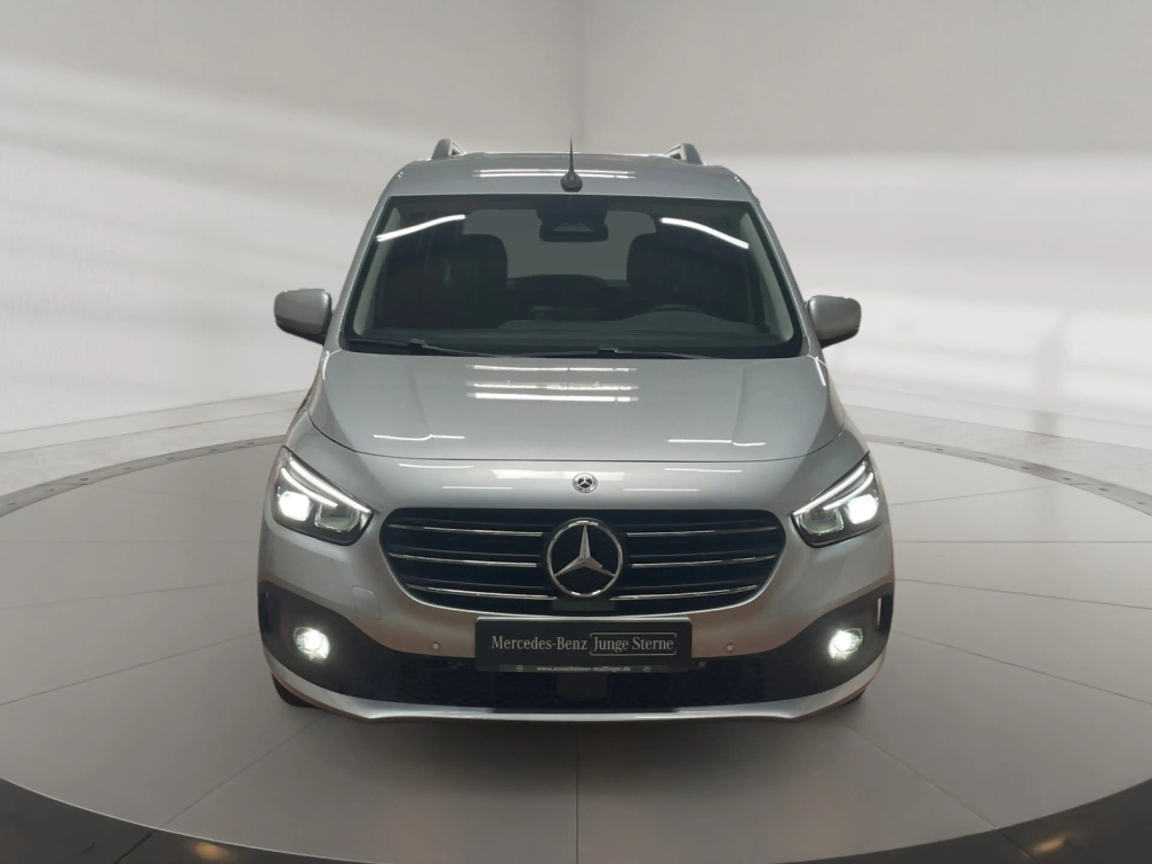 Mercedes-Benz T-Class T 180 d Progressive EDITION+AHK+Navi+LED+Kamera — photo 7