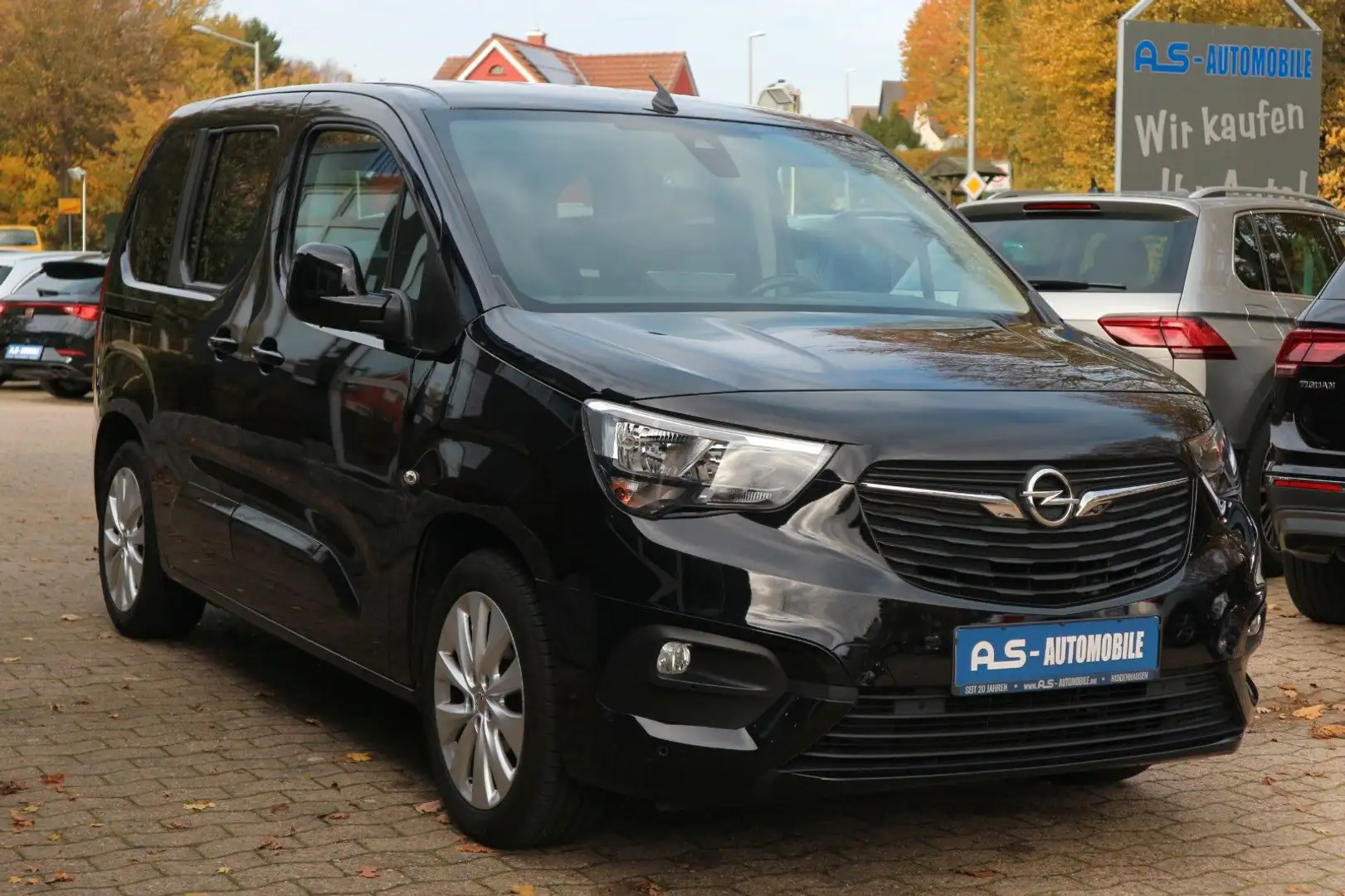 Opel Combo Life E Edition *2.HAND/RFK/NAVI/TEMPO/AHK* Noir - 1