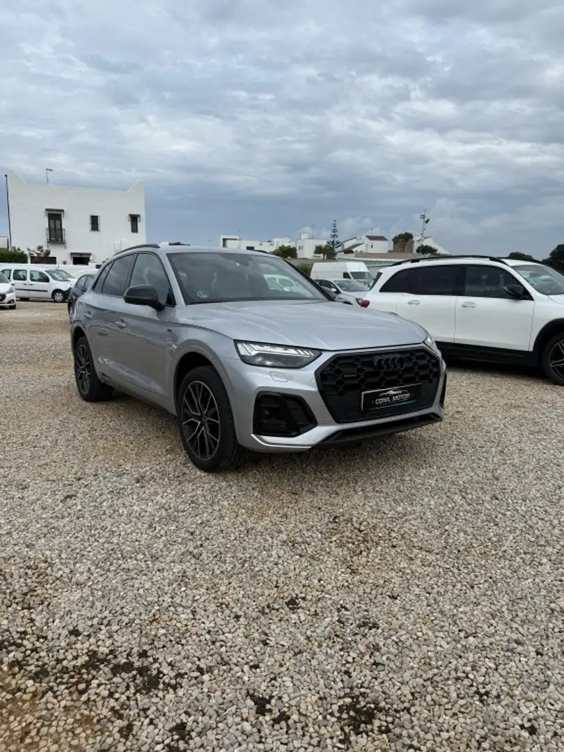 Audi Q5 40 TDI quattro-ultra Black line S tronic 150kW Gris - 1