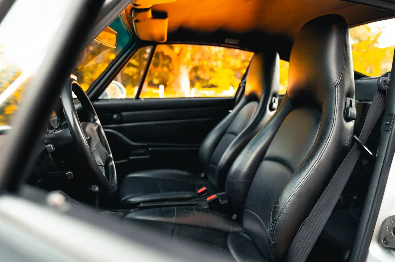 Porsche 993 911 CARRERA / COUPE / TIPTRONIC / POLAR SILVER / AIRCO, foto 12