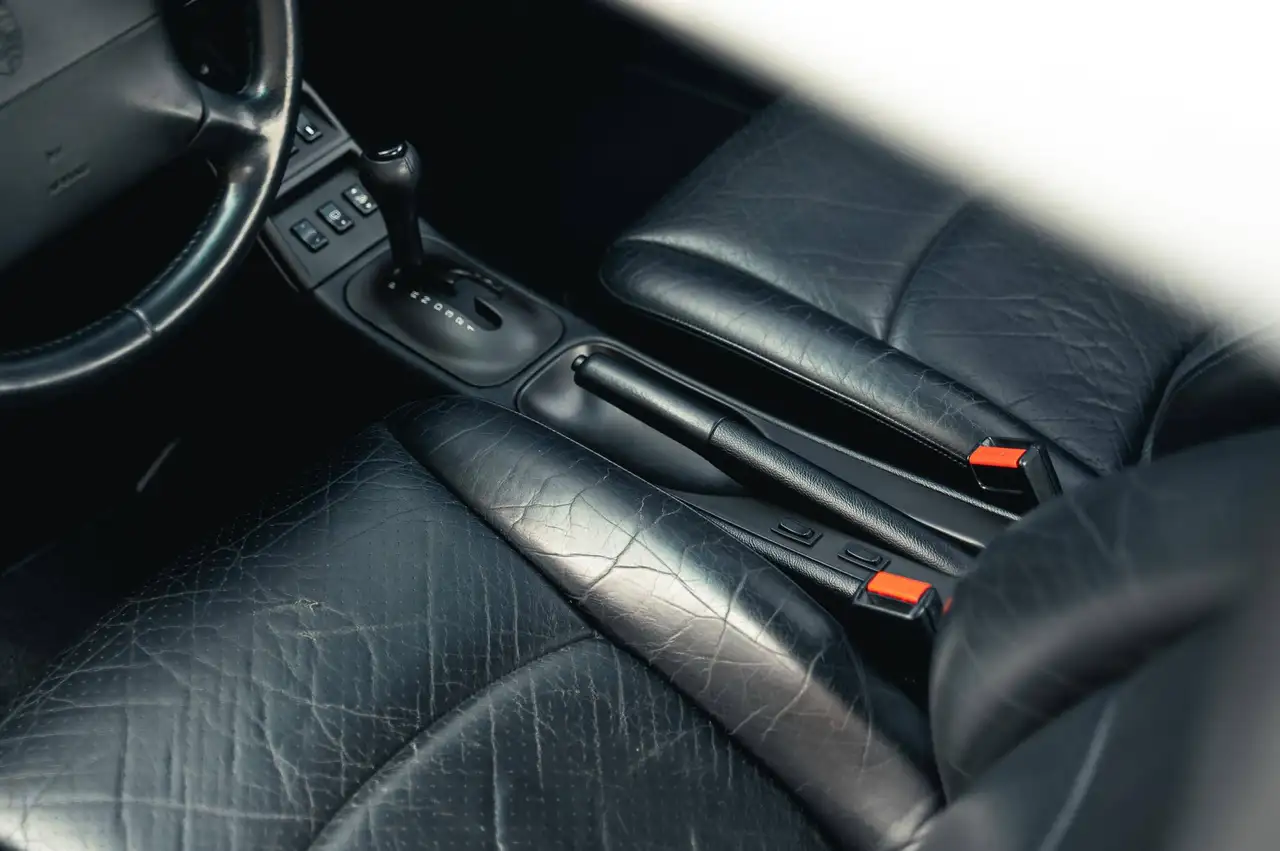 Porsche 993 911 CARRERA / COUPE / TIPTRONIC / POLAR SILVER / AIRCO, foto 8