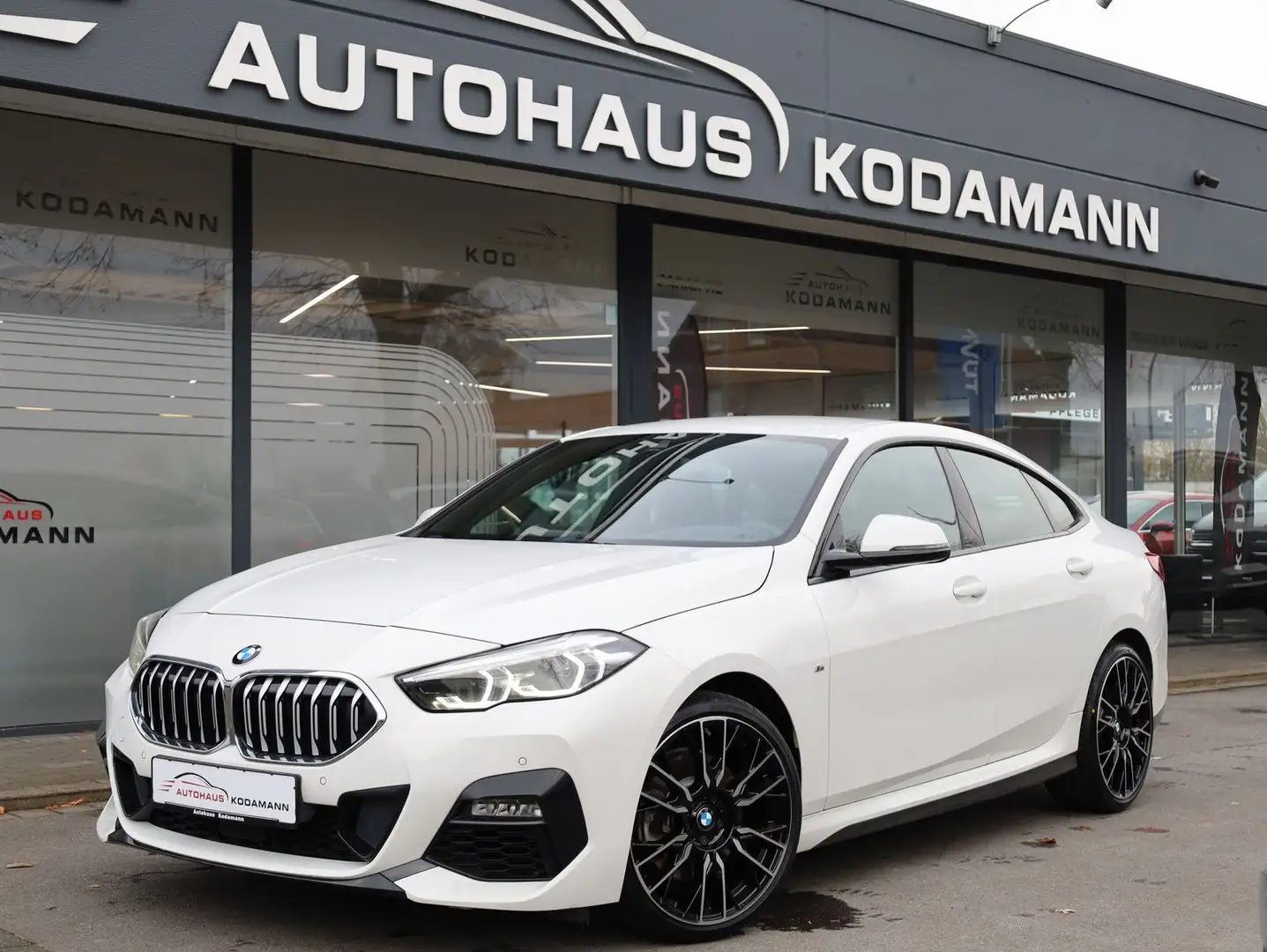 BMW 220 Gran Coupé M-Sportpaket*LED*Live Cockpit*19" Blanc - 1