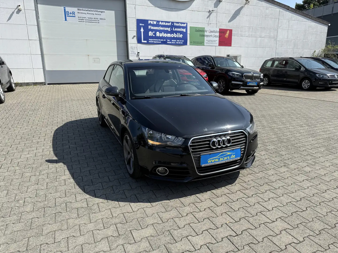 Audi A1 S line Sportpaket 1,6 TDI Navi PDC Alu18 Schwarz - 2