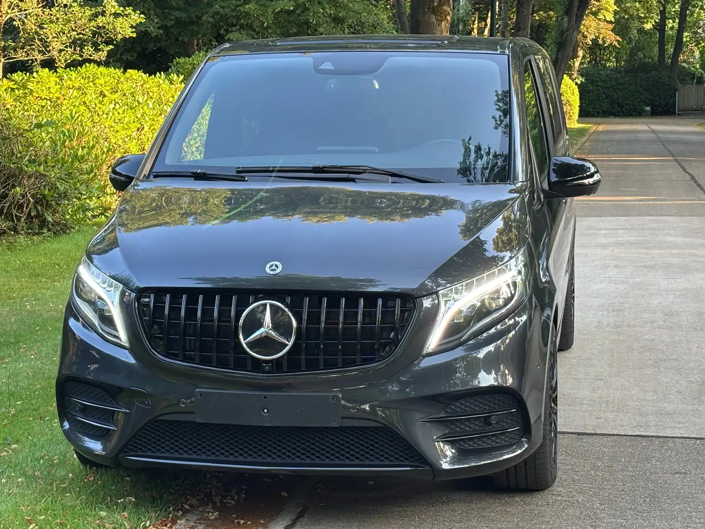 Mercedes-Benz V 250 V 250 d lang 9G-TRONIC AMG LINE 270 HP /19 alu - 1