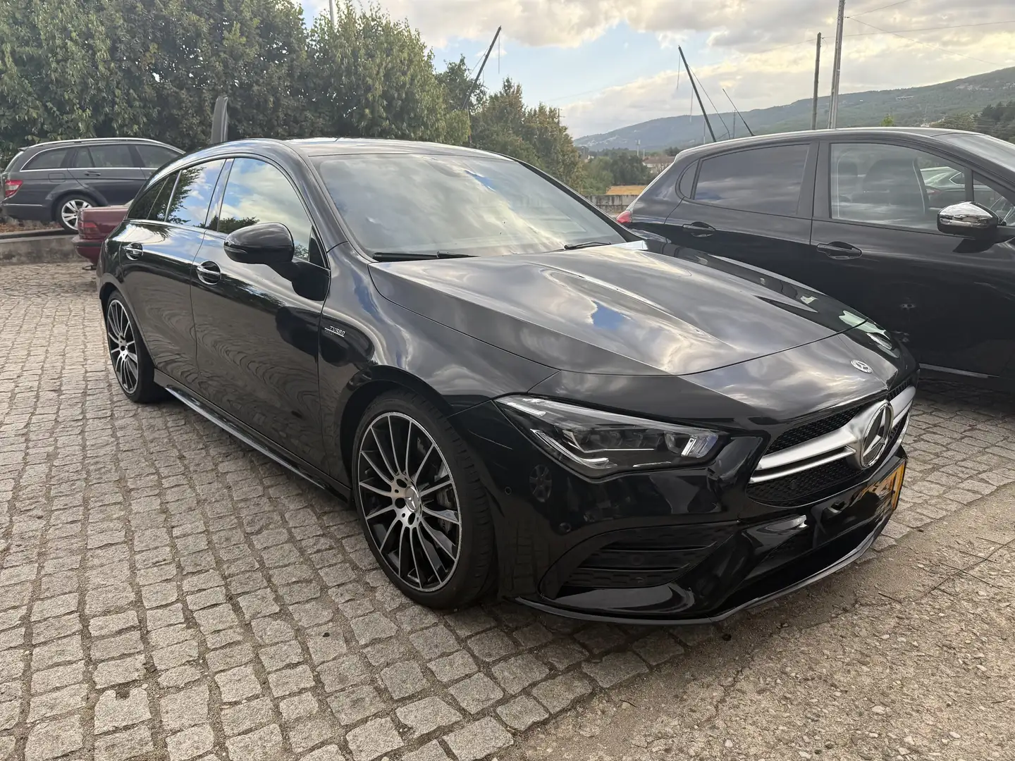 Mercedes-Benz CLA 35 AMG 4Matic Shooting B Speedshift 7G-DCT - 1