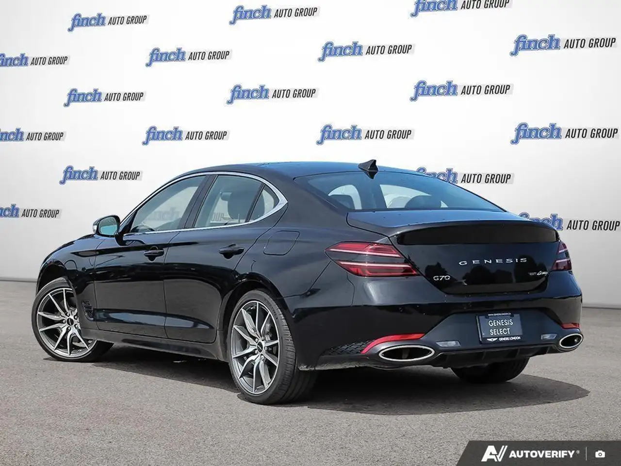 Genesis G70 снимка Genesis G70