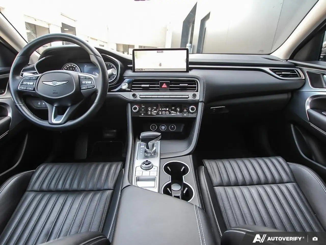 Genesis G70 снимка Genesis G70