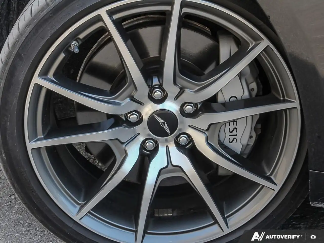 Genesis G70 снимка Genesis G70