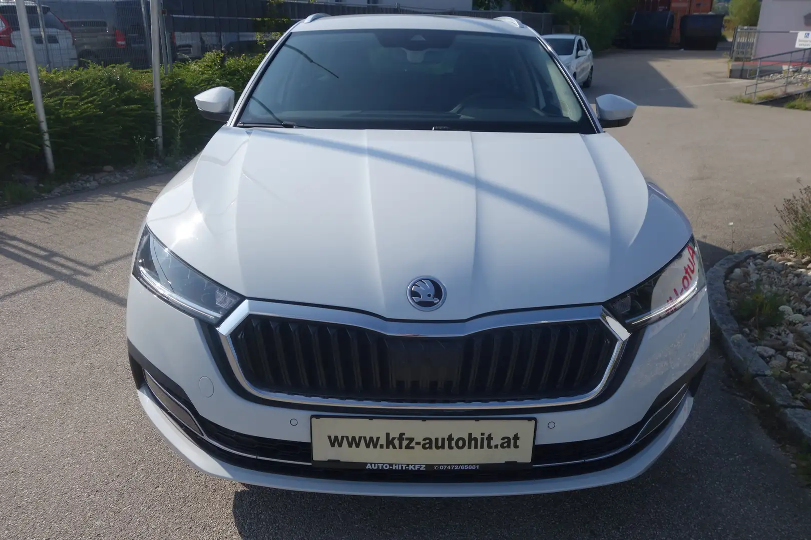 Skoda Octavia Combi 2,0 TDI Style DSG *Kamera/adaptiverTempomat* Weiß - 2