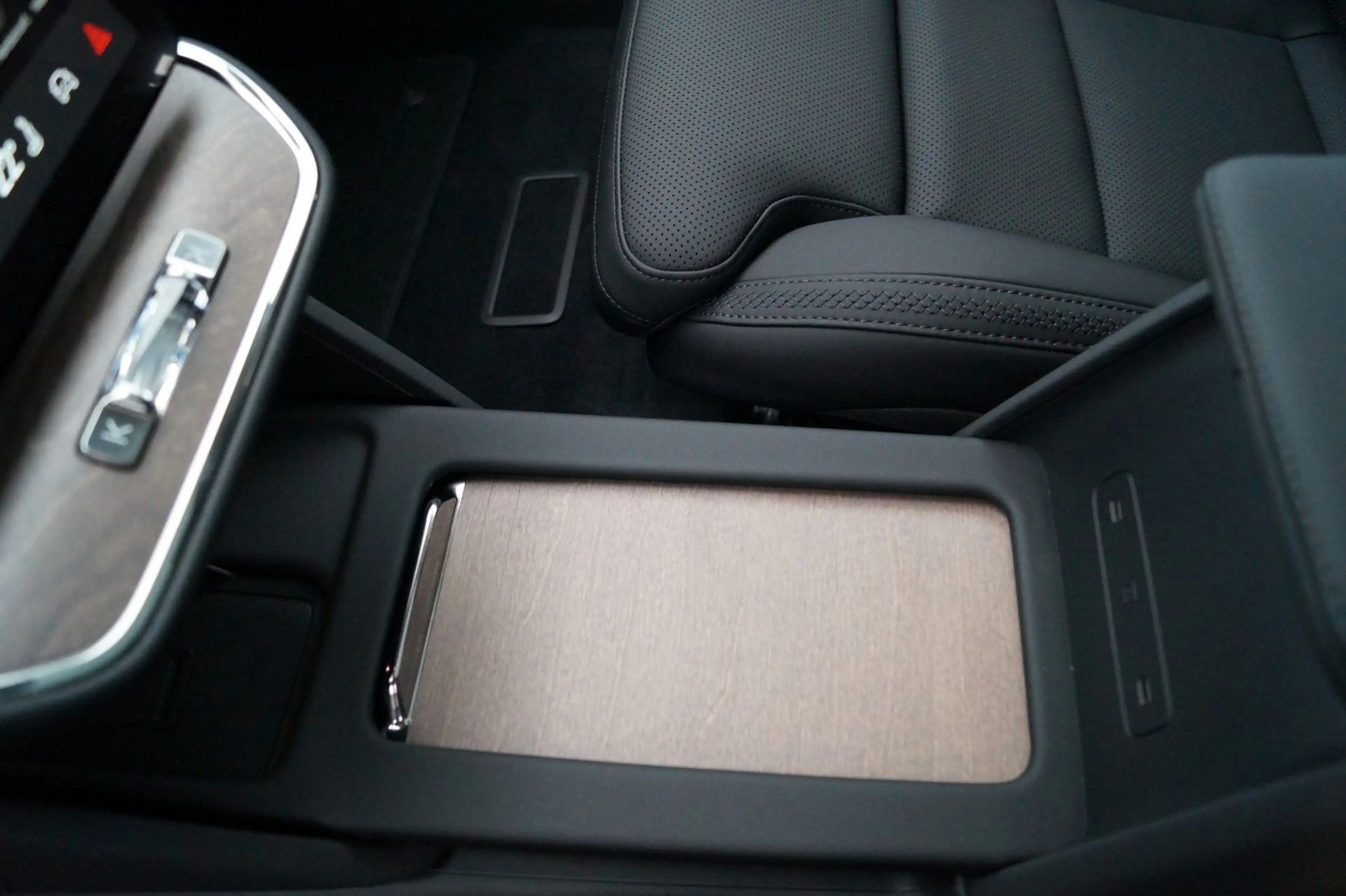 Volvo ES90 Single Ext.Range RWD Ultra Aut/Bow&Wilk/22" — photo 9