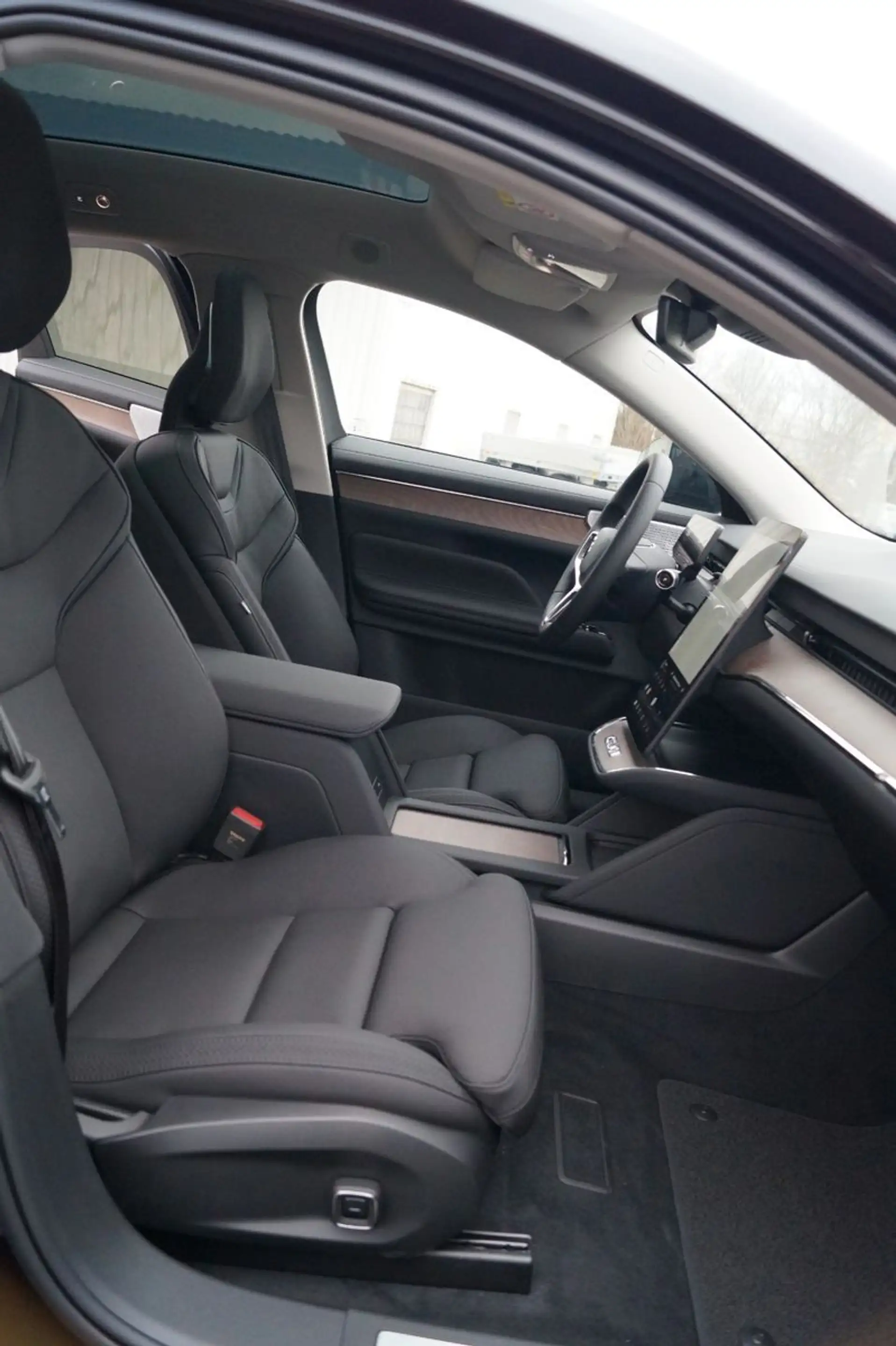 Volvo ES90 Single Ext.Range RWD Ultra Aut/Bow&Wilk/22" — photo 11