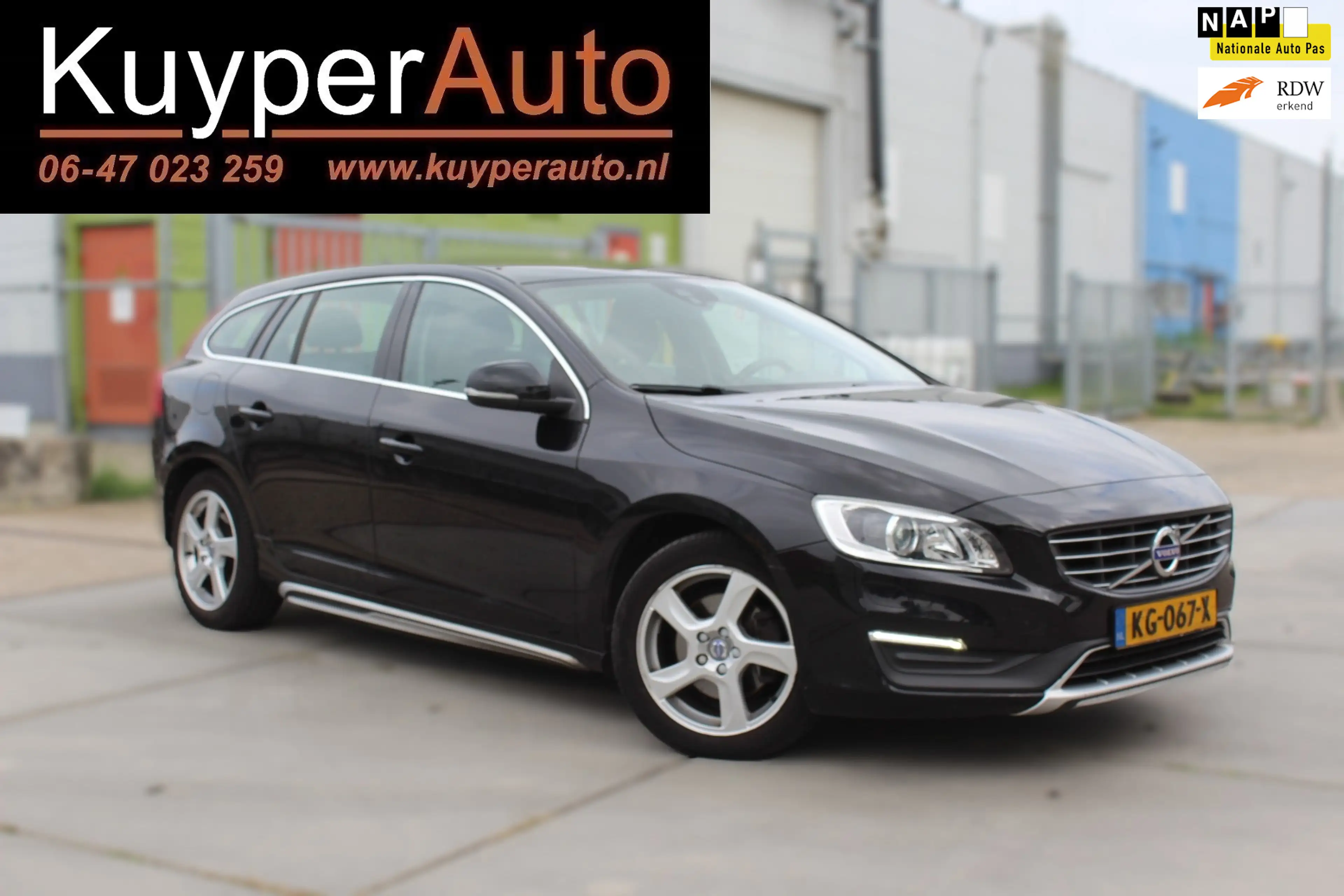 Volvo V60 2.0 D4 Nordic+ NETTE AUTOMAAT DEALER ONDERHOUDEN T