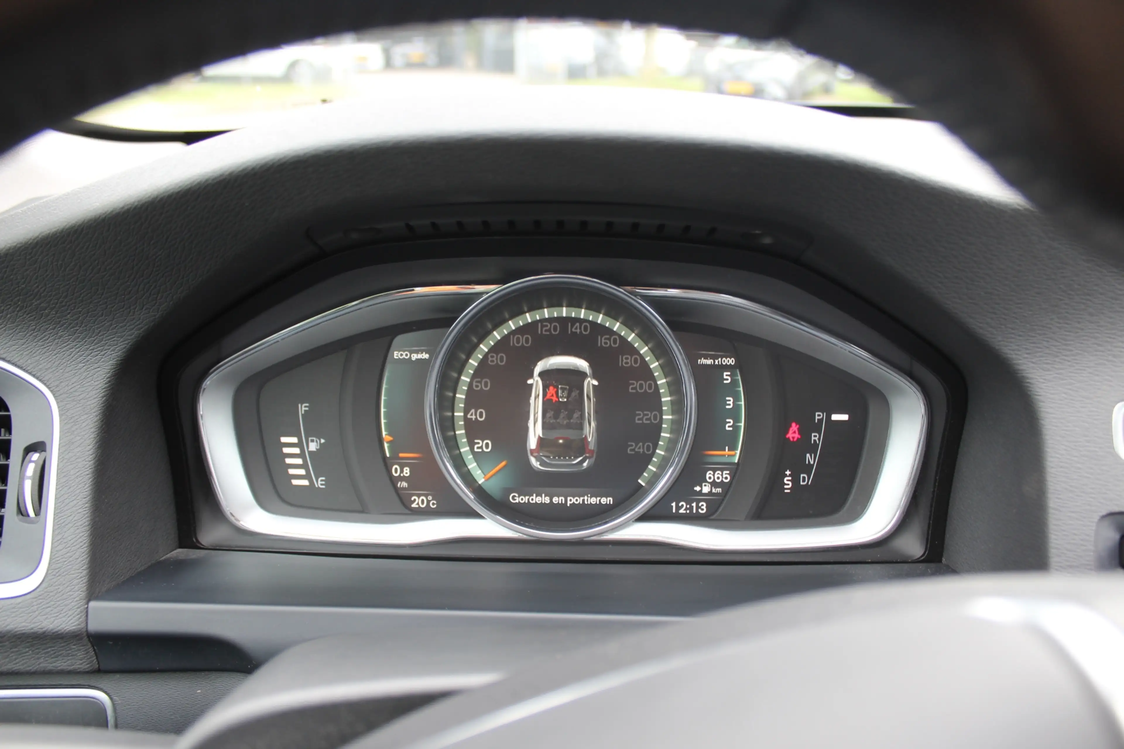 Volvo V60 2.0 D4 Nordic+ NETTE AUTOMAAT DEALER ONDERHOUDEN T — photo 22
