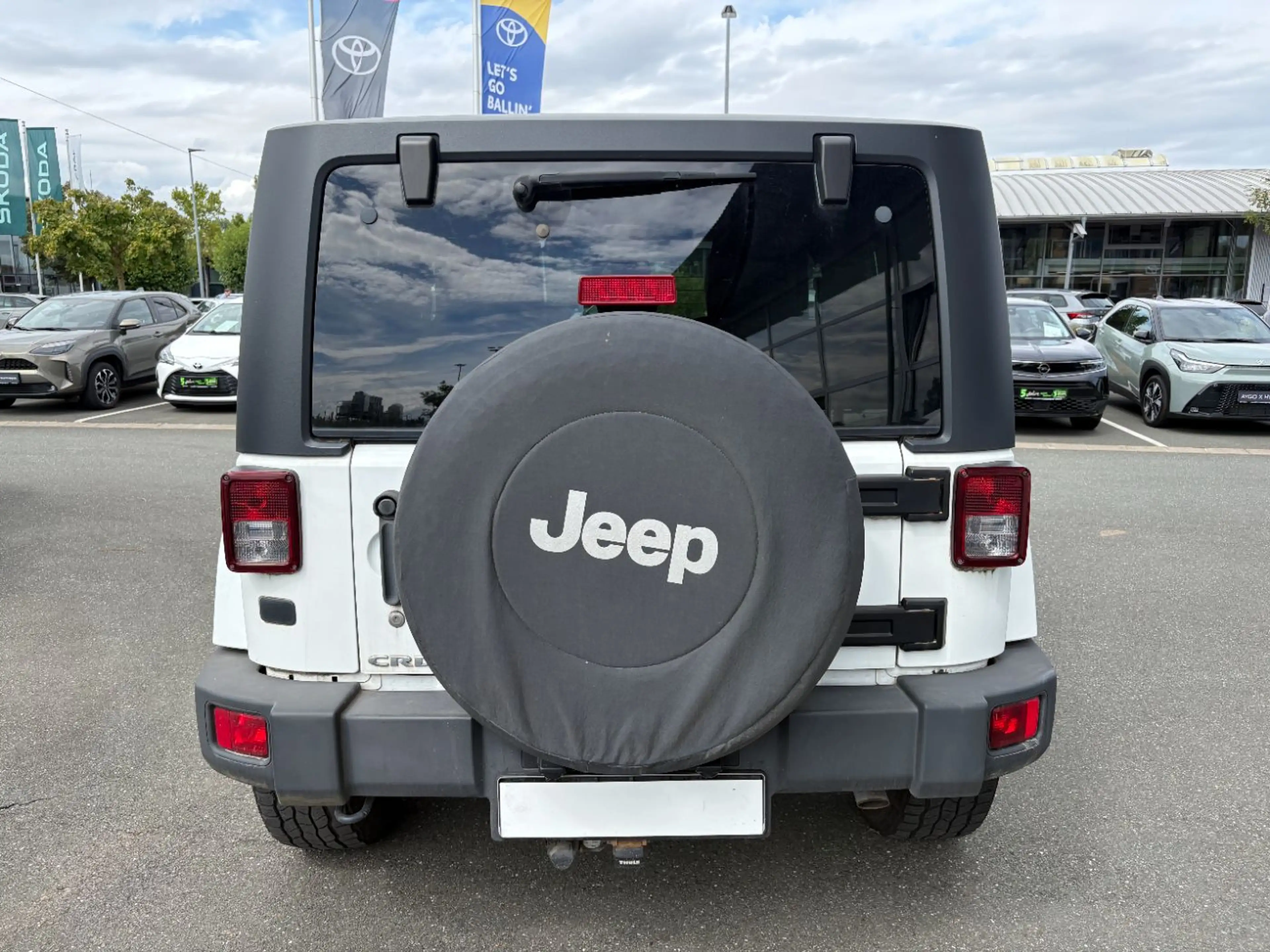 Jeep Wrangler Unlimited 2.8 CRD Sahara Dualtop, AHK — photo 8