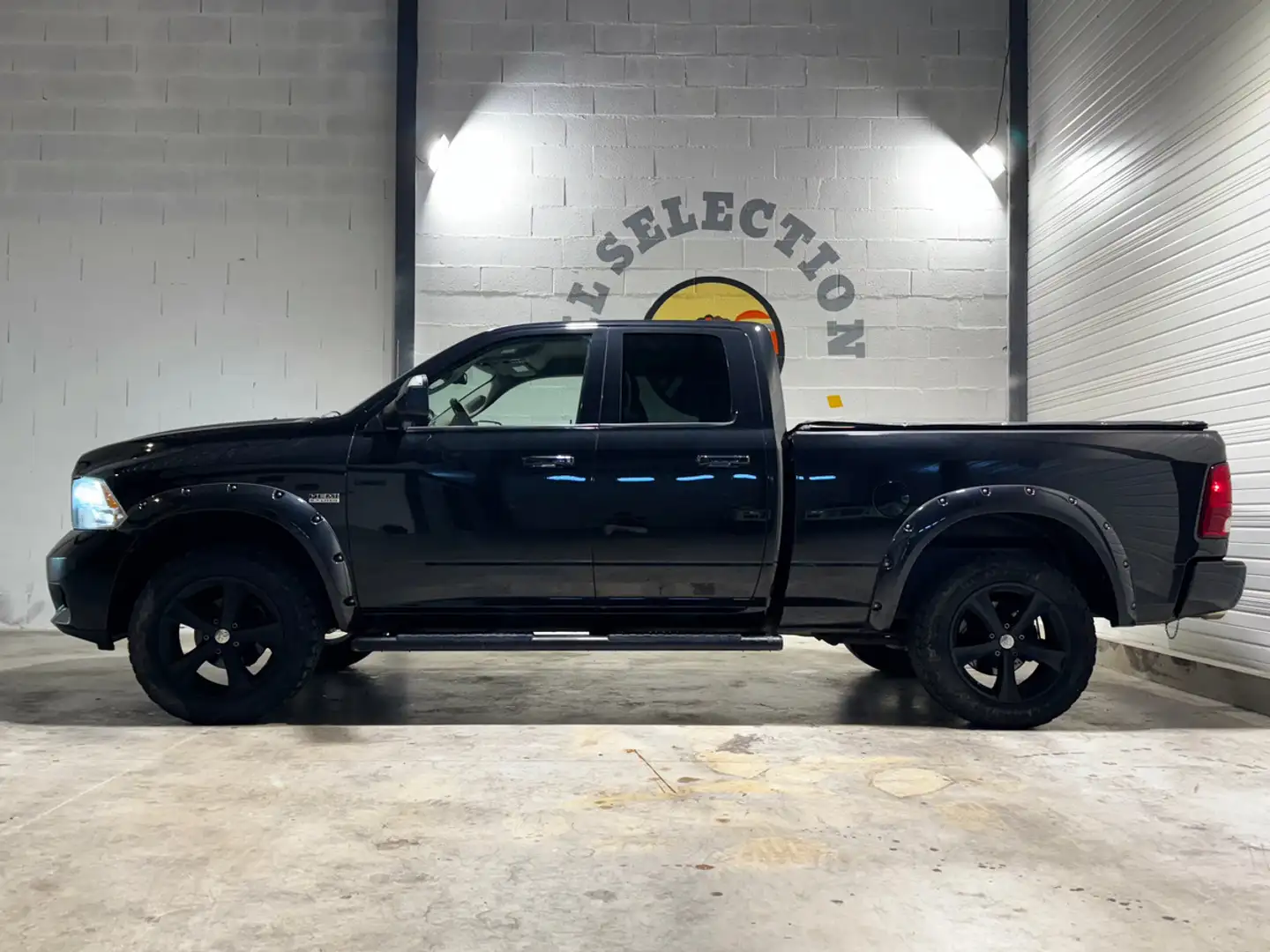 Dodge RAM V8 5.7 HEMI 395CV CREW CAB ETHANOL CARTE GRISE CTT Noir - 2