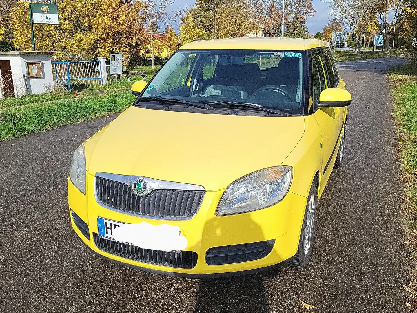 Skoda Fabia Fabia 1.2 HTP Classic Gelb - 1